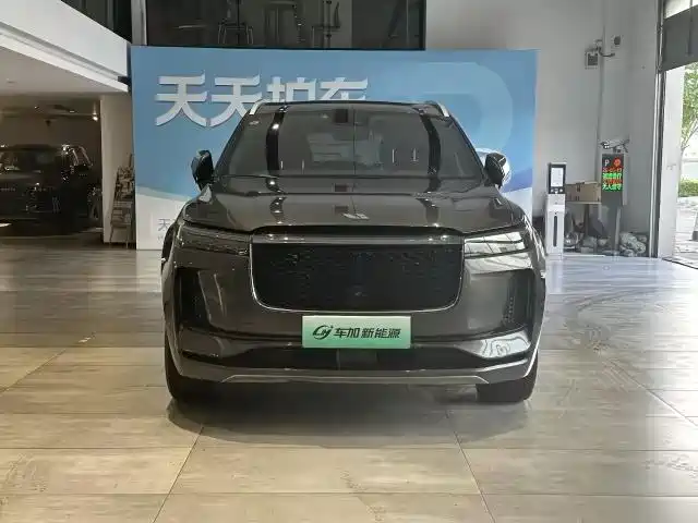 Li Auto ONE 2020 6 мест