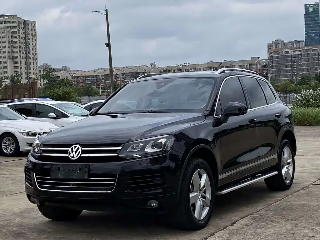 Volkswagen Touareg 2011 3.0TSI Luxury