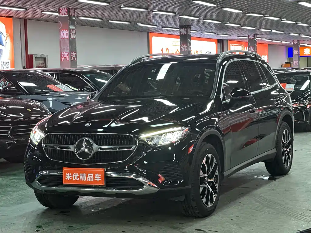 Mercedes-Benz GLC 2025