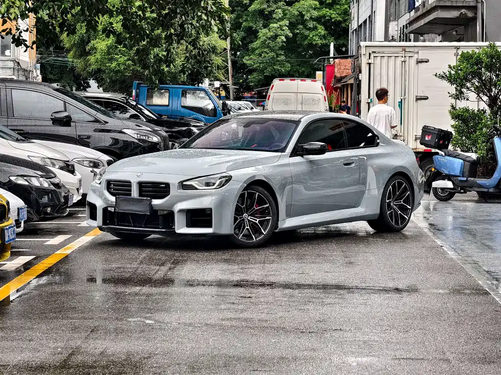 BMW M2 2023