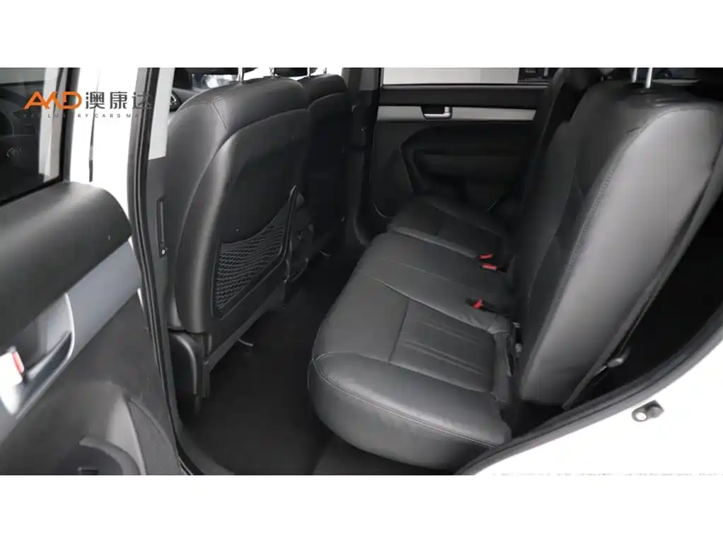 Kia Sorento — миниатюра 7