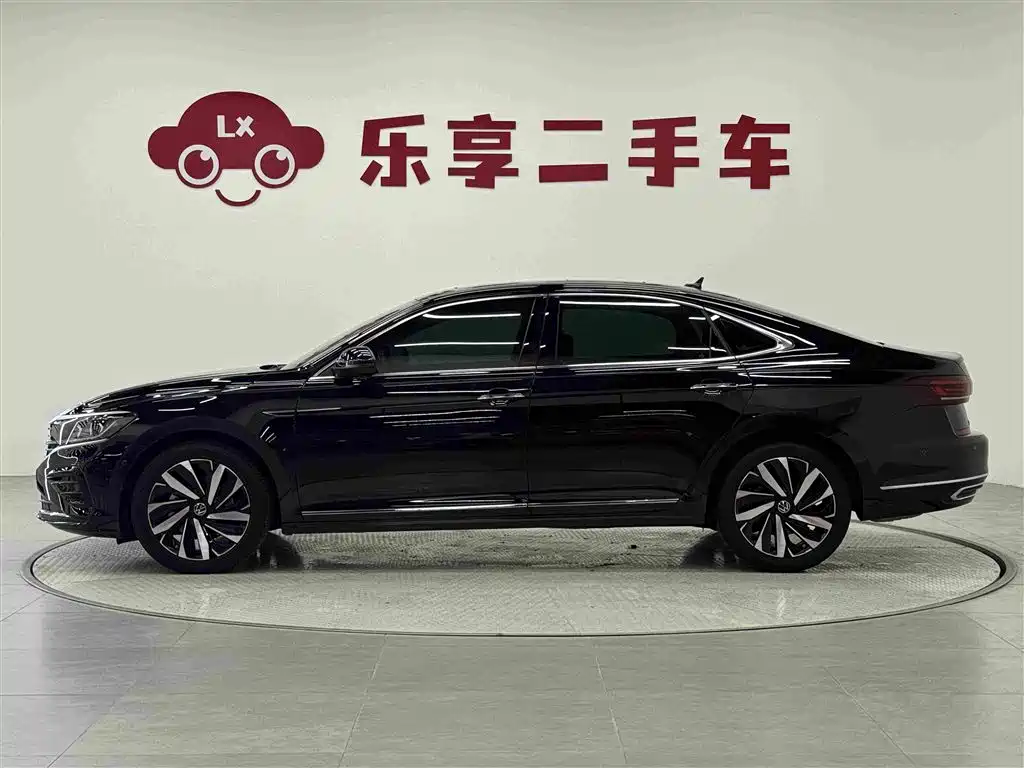 Volkswagen Passat 2022 380TSI Flagship