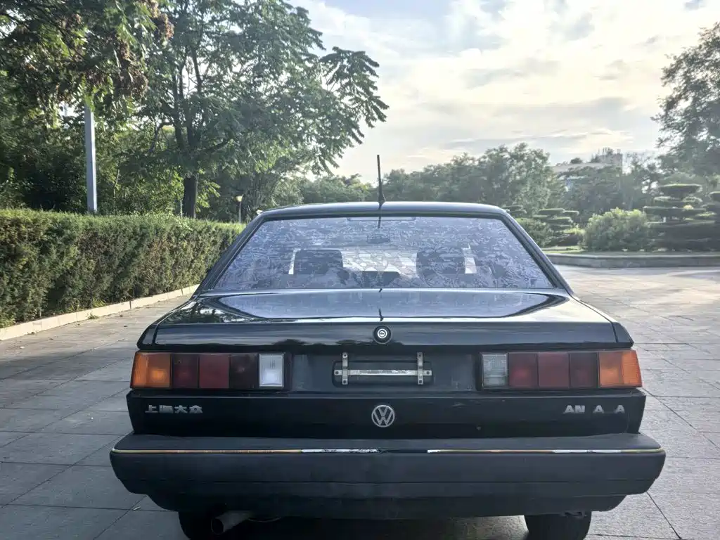 Volkswagen Santana Classic — миниатюра 3
