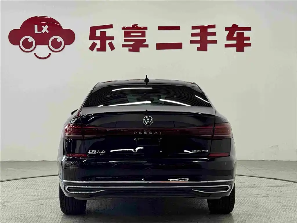 Volkswagen Passat 2022 380TSI Flagship