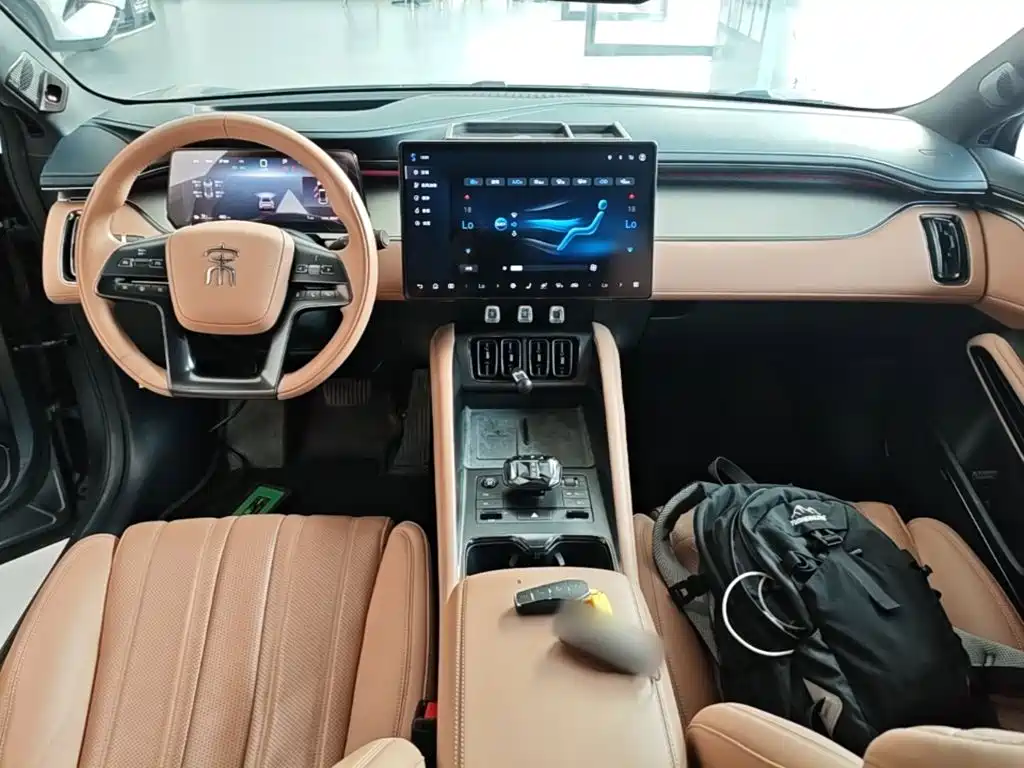 BYD L EV — миниатюра 10