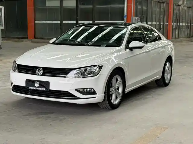 VOLKSWAGEN LINGDU 2018