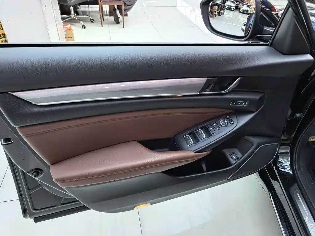Honda Inspire 2019 2.0L V