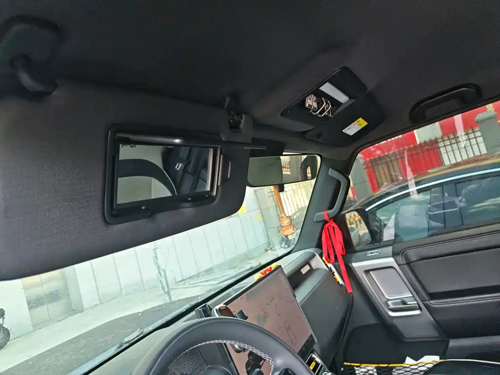 iCAR Автомобиль SuperV23 — миниатюра 10