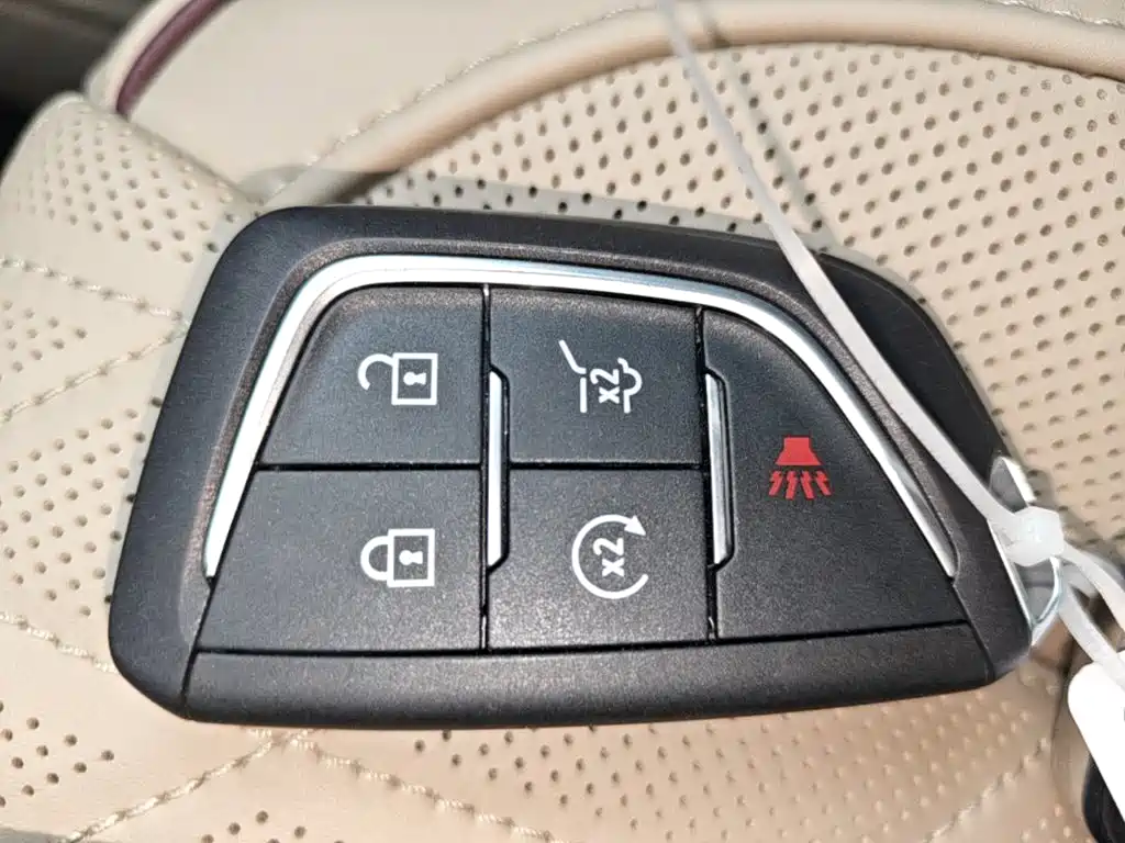 Cadillac Lyriq — миниатюра 9