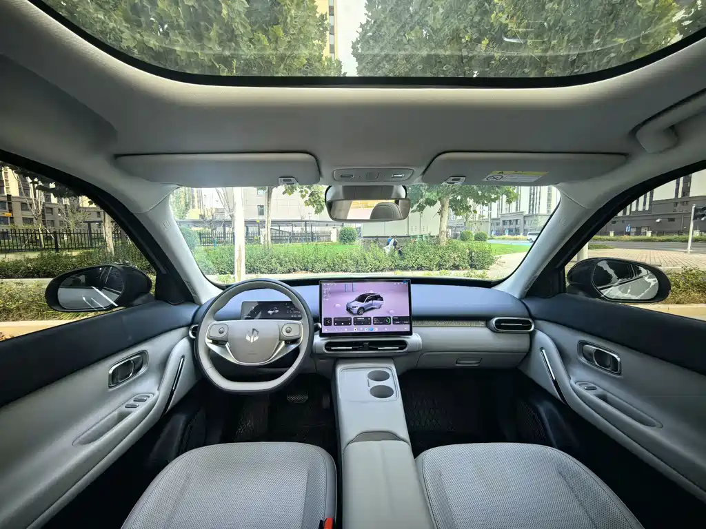 Leapmotor Leapmotor A10 — миниатюра 9