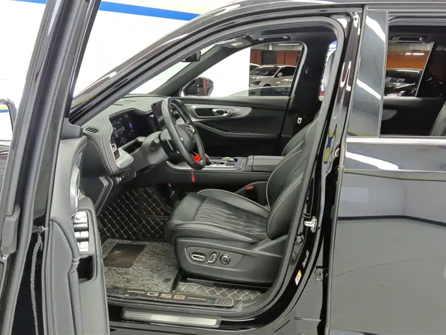 GAC GS8 2022 2.0TGDI Luxury Smart Connect （ мест）