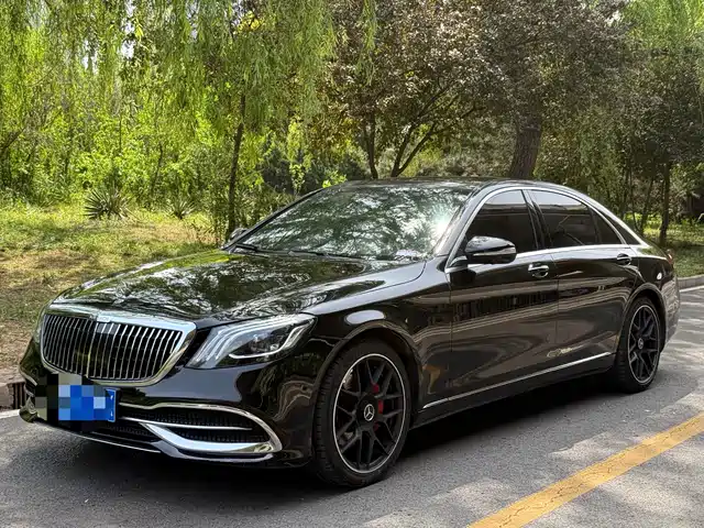 Mercedes-Benz S-Class