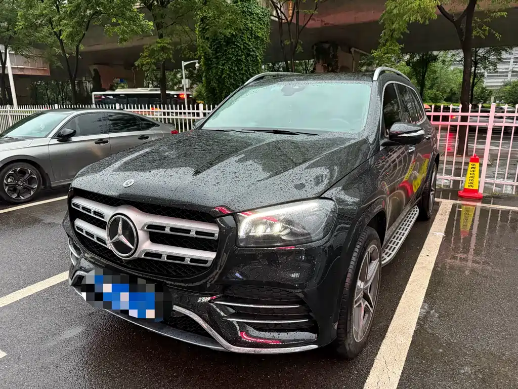 Mercedes-Benz GLS 2023