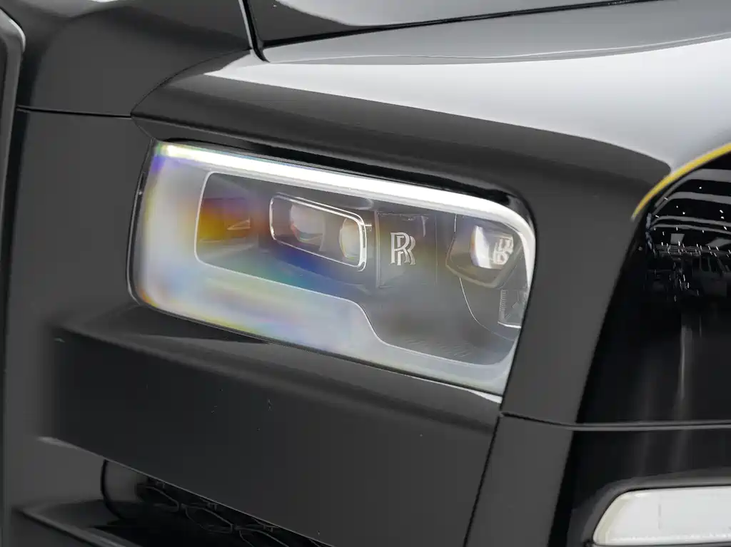 Rolls-Royce Cullinan — миниатюра 19
