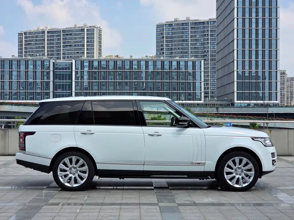 Land Rover Range Rover 2015 3.0 SC V6 Vogue SE Long Wheelbase