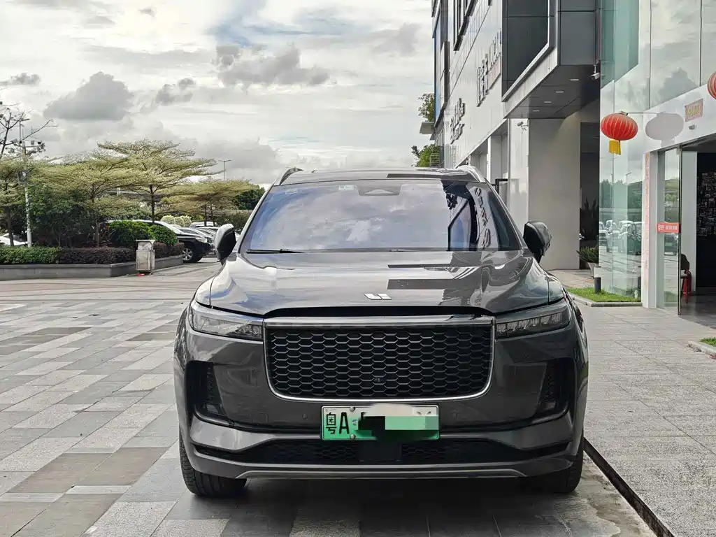 Li Auto Li ONE — миниатюра 2