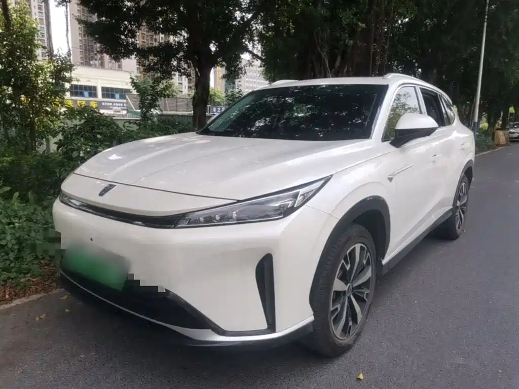 Roewe D5X DMH 2024