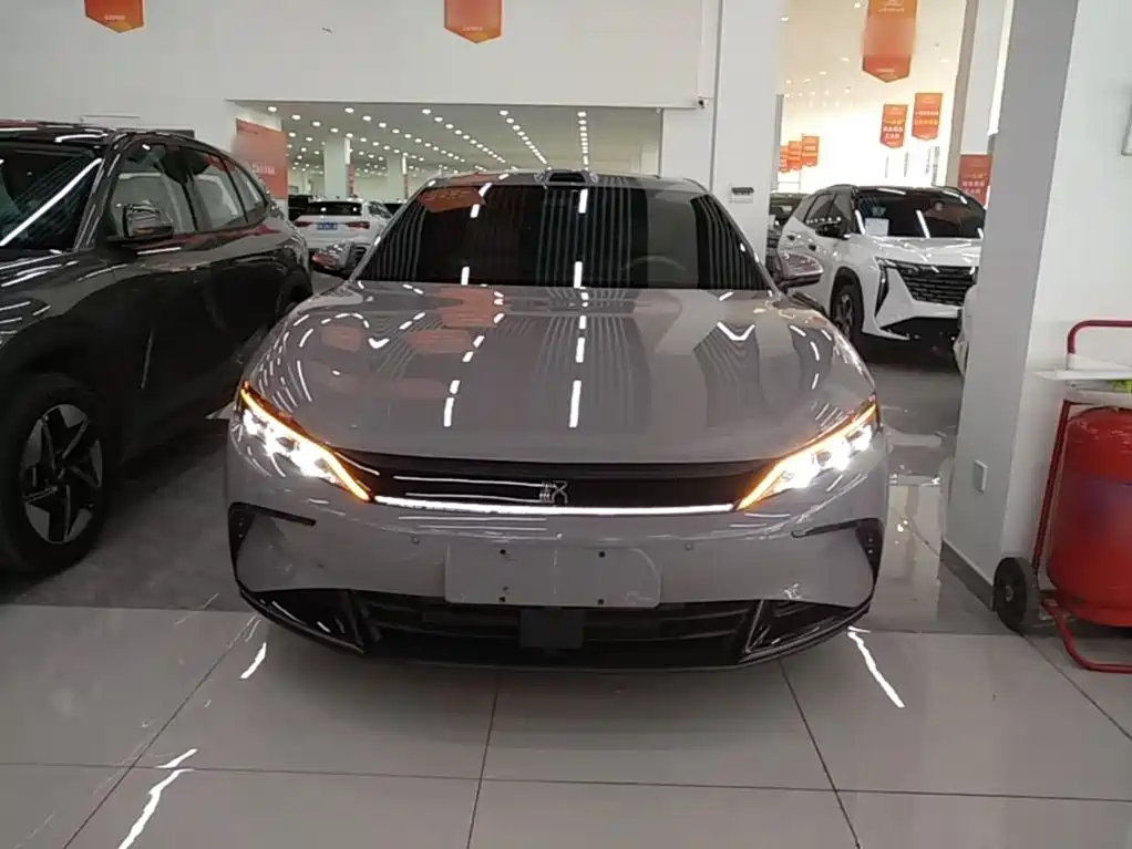 BYD Han 2025 DM-i Smart Drive 125KM Flagship