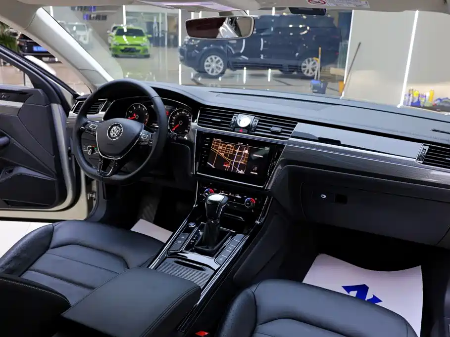 Volkswagen Phideon — миниатюра 19