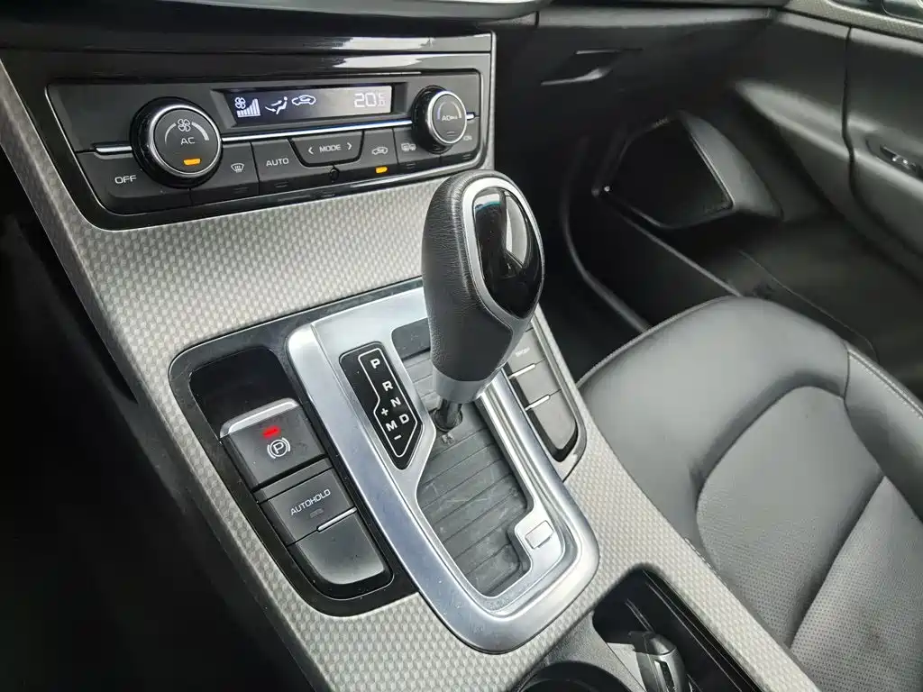 Geely Emgrand GS — миниатюра 13