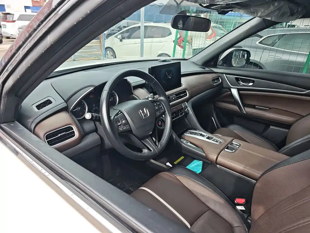 Honda UR-V — миниатюра 8