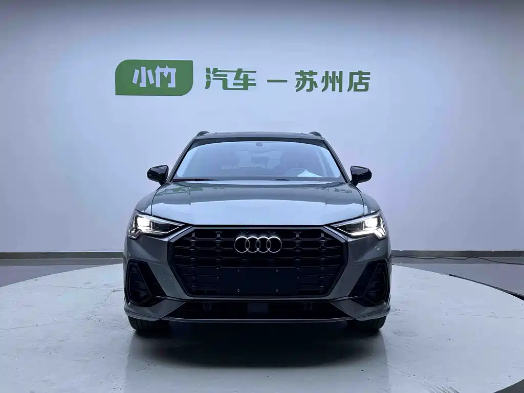 Audi Q3 2023 35 TFSI Fashion (1.4T)