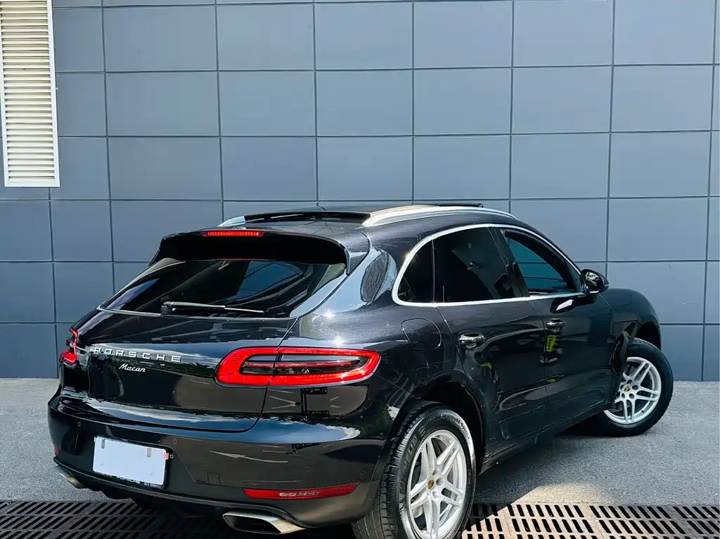 Porsche Macan - фото 14