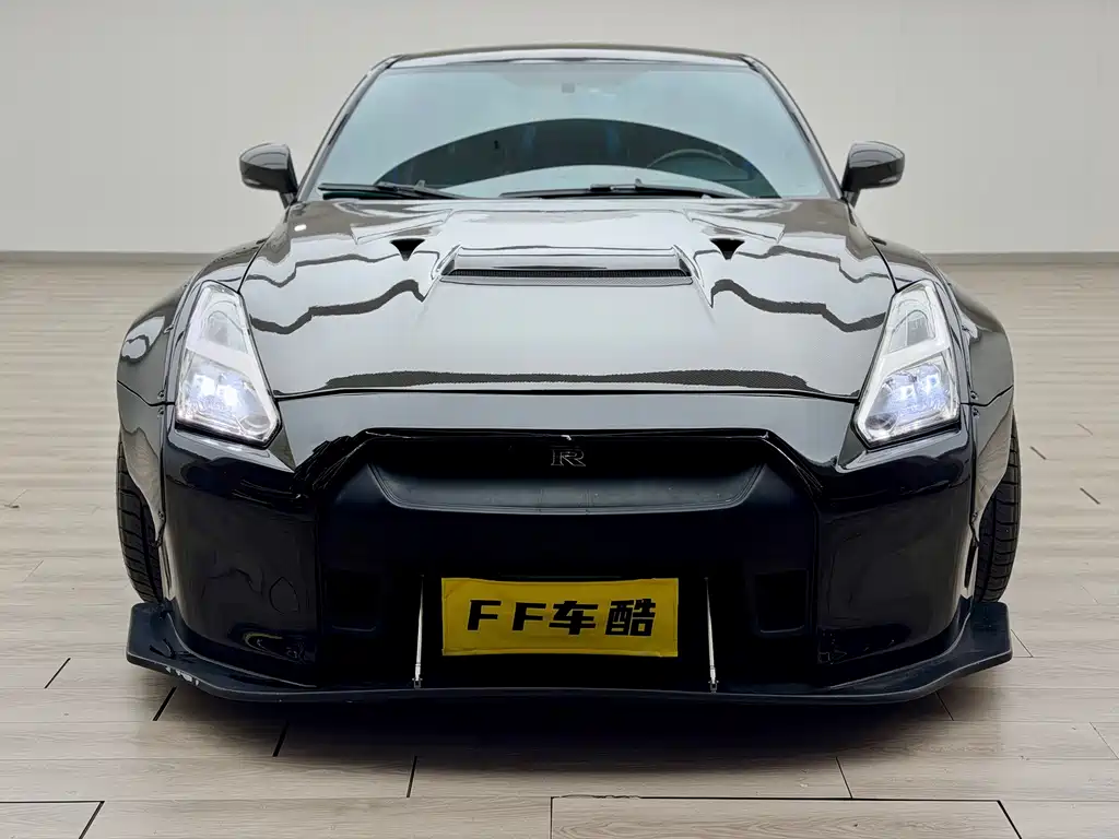 Nissan GT-R 2010 3.8T Premium Edition