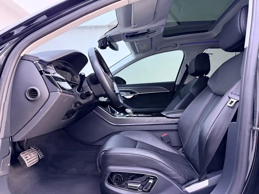 Audi A8 — миниатюра 11