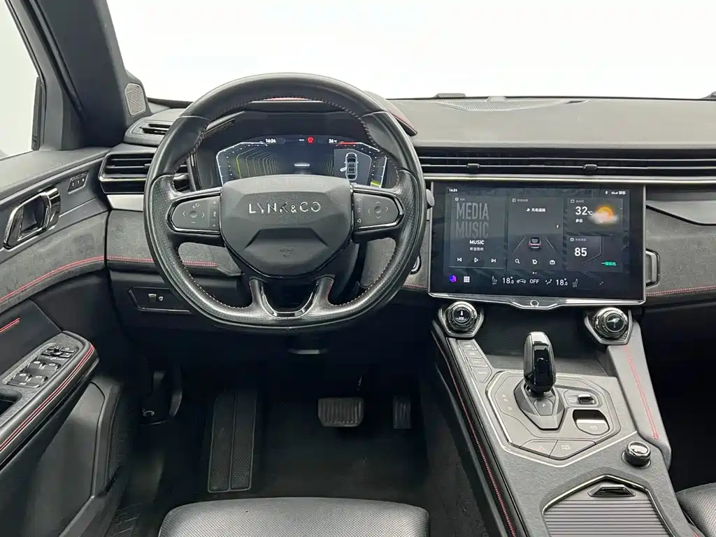 Lynk & Co 05 — миниатюра 20