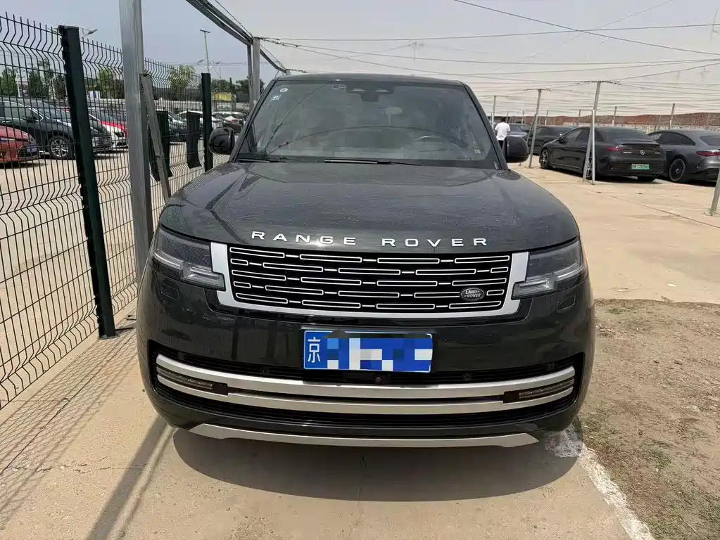 Land Rover Range Rover 2023 3.0 L6 400PS Long Wheelbase
