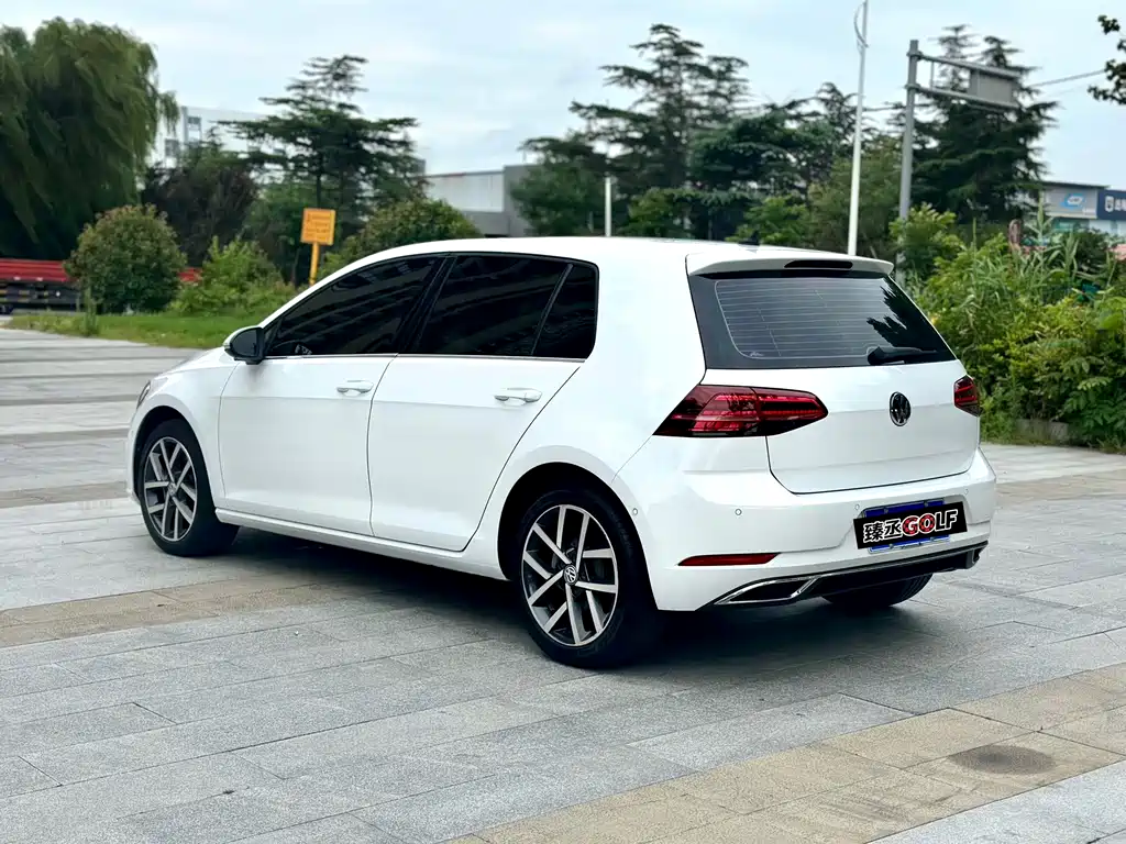 Volkswagen Golf — миниатюра 6