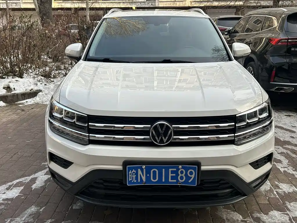 VOLKSWAGEN TUYUE