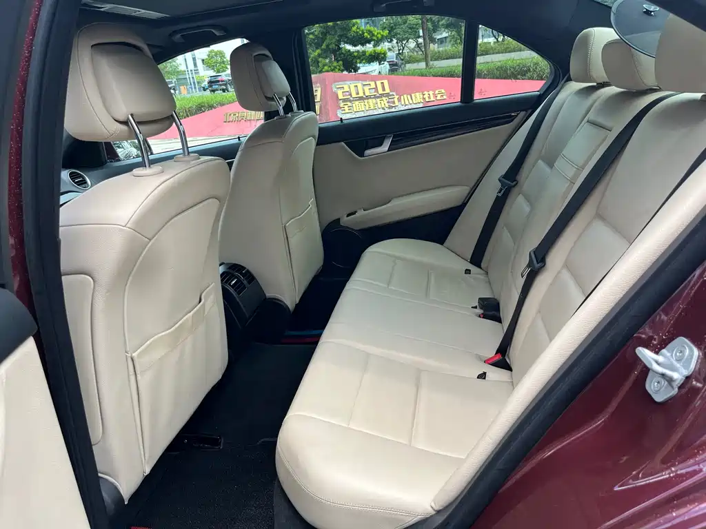 Mercedes-Benz C-Class C 2011 C 200 CGI