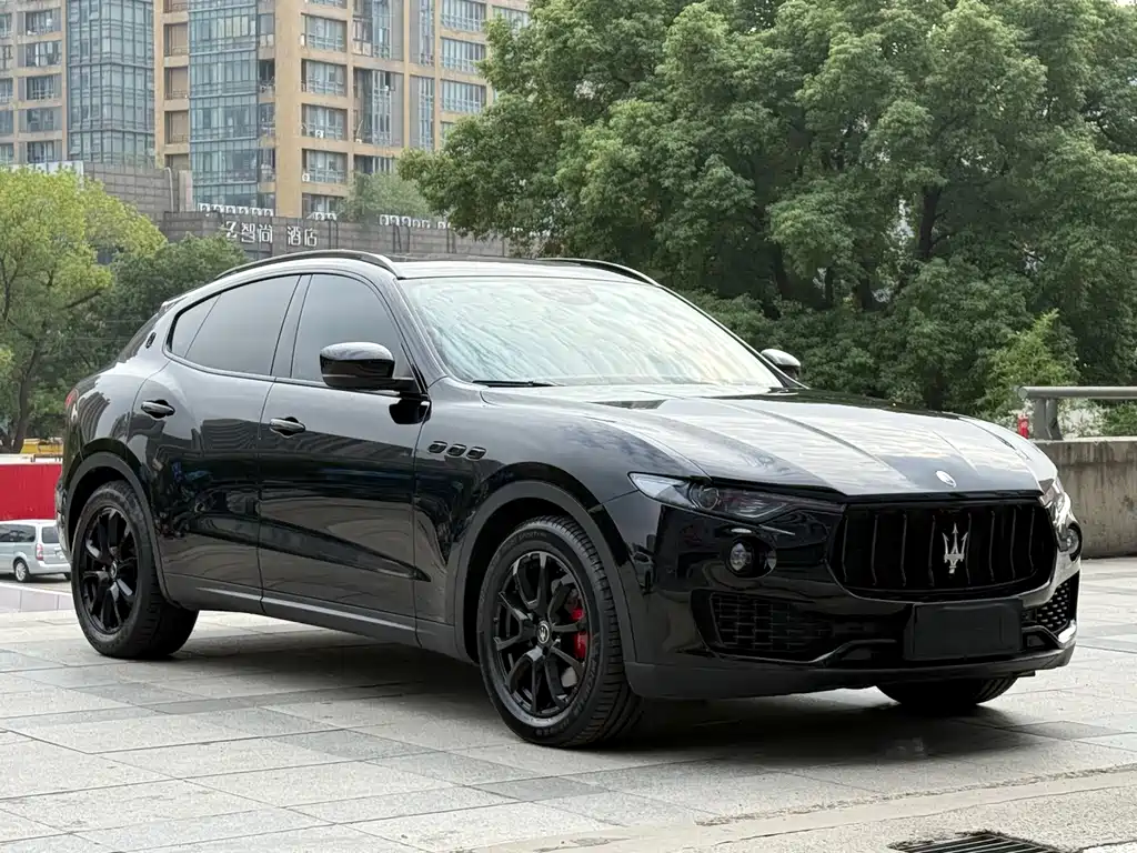 MASERATI LEVANTE
