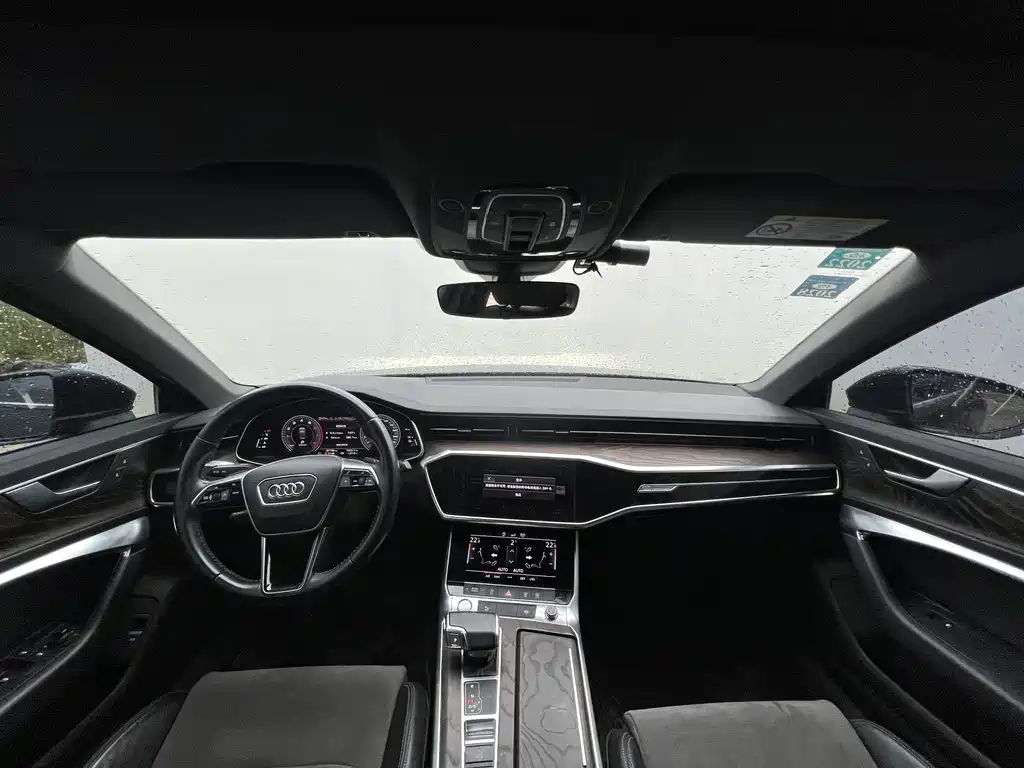 Audi A6L — миниатюра 6
