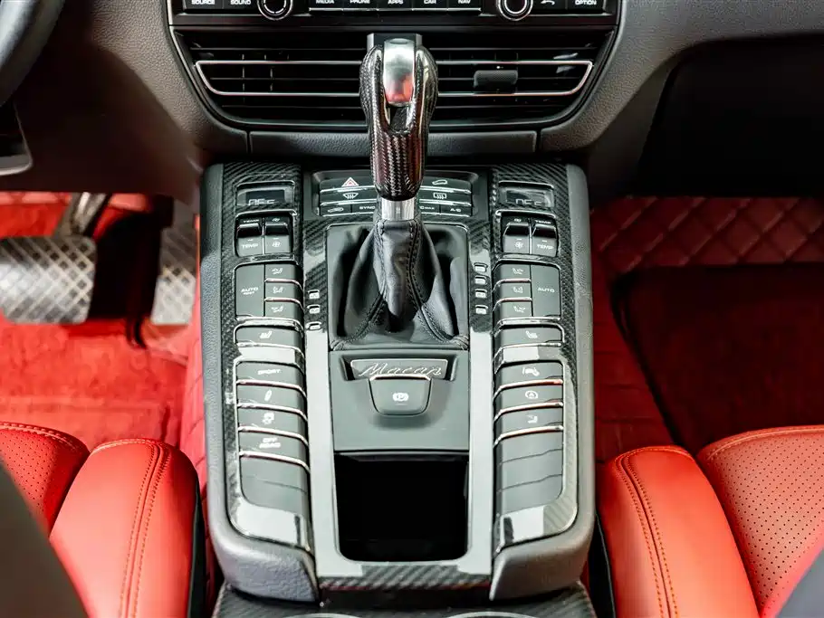 Porsche Macan — миниатюра 15