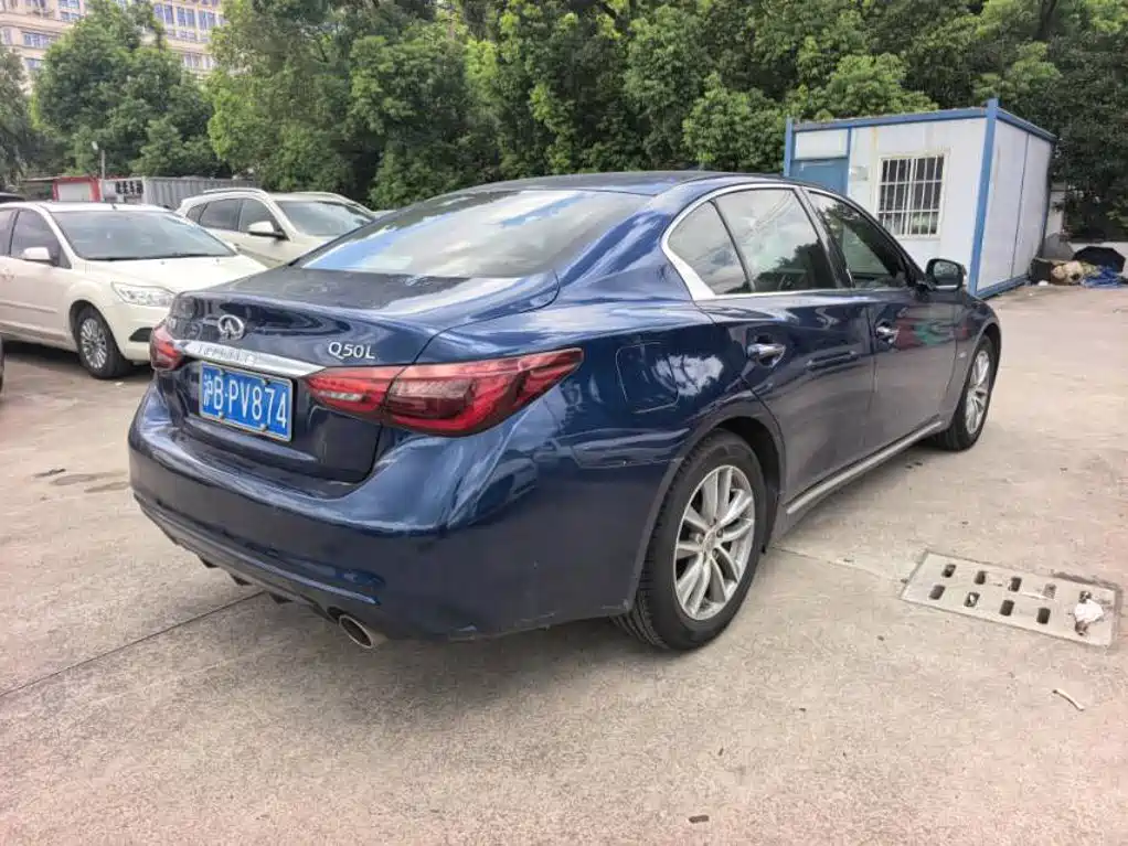 Infiniti Q50L — миниатюра 5