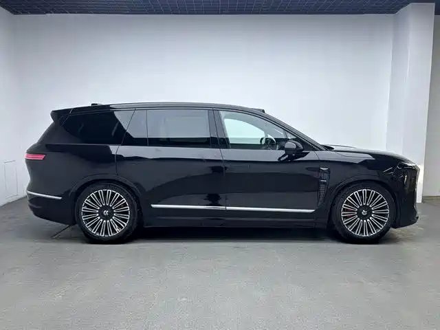 NIO ES8 — миниатюра 7