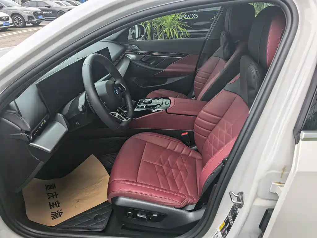 BMW i5 — миниатюра 9
