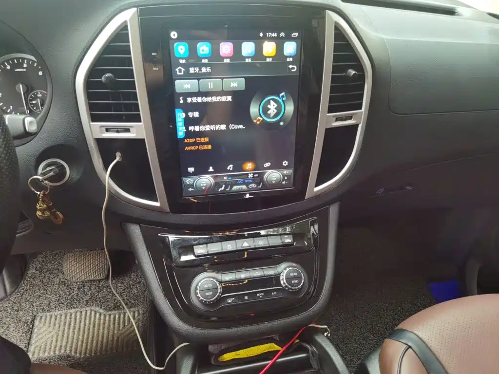 Mercedes-Benz Vito — миниатюра 14