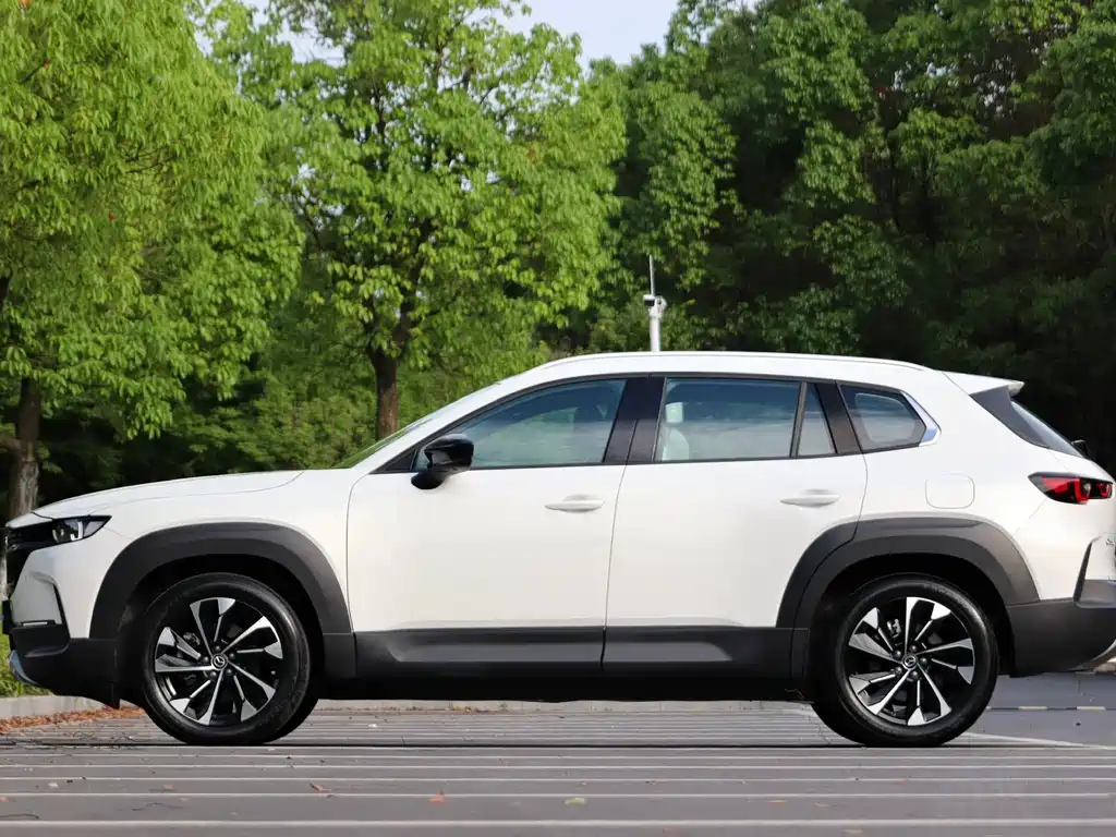 Mazda CX-50 2023 2.5L