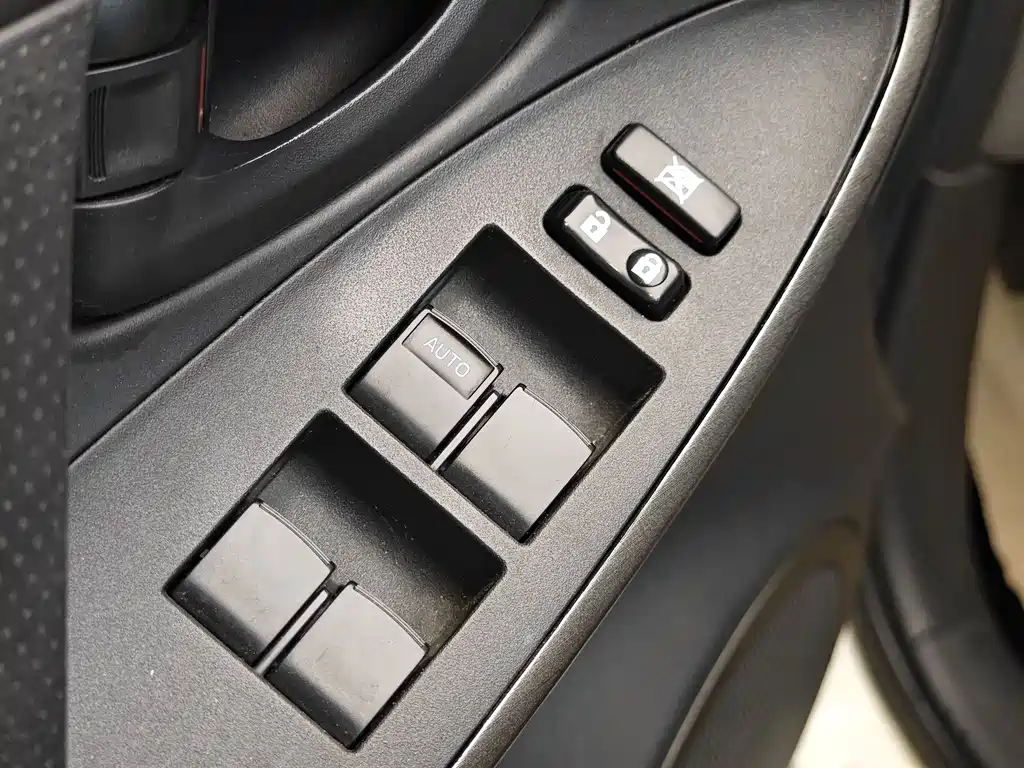 Toyota RAV4 2009 2.0L AT Luxury