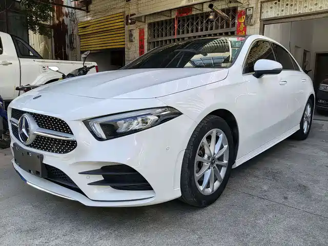 MERCEDES-BENZ A CLASS