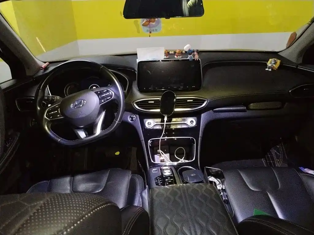 Hyundai Santa Fe — миниатюра 5