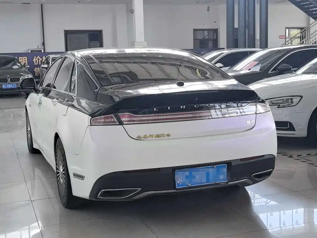 LINCOLN MKZ
