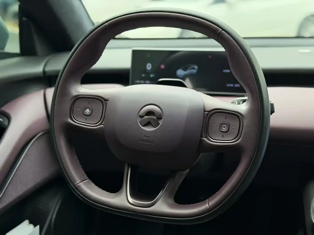 NIO ET5 — миниатюра 2