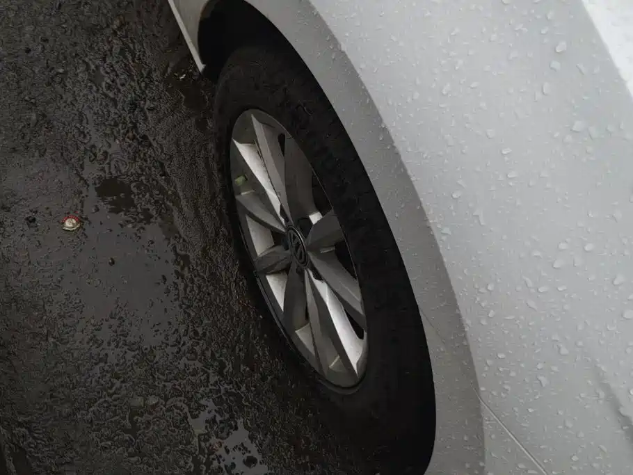 Volkswagen Golf · 2020 280TSI AT