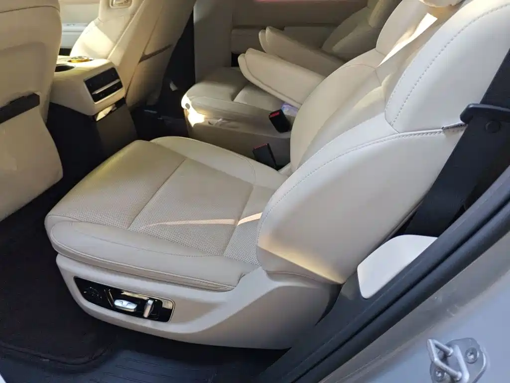 Li Auto Li L9 — миниатюра 18