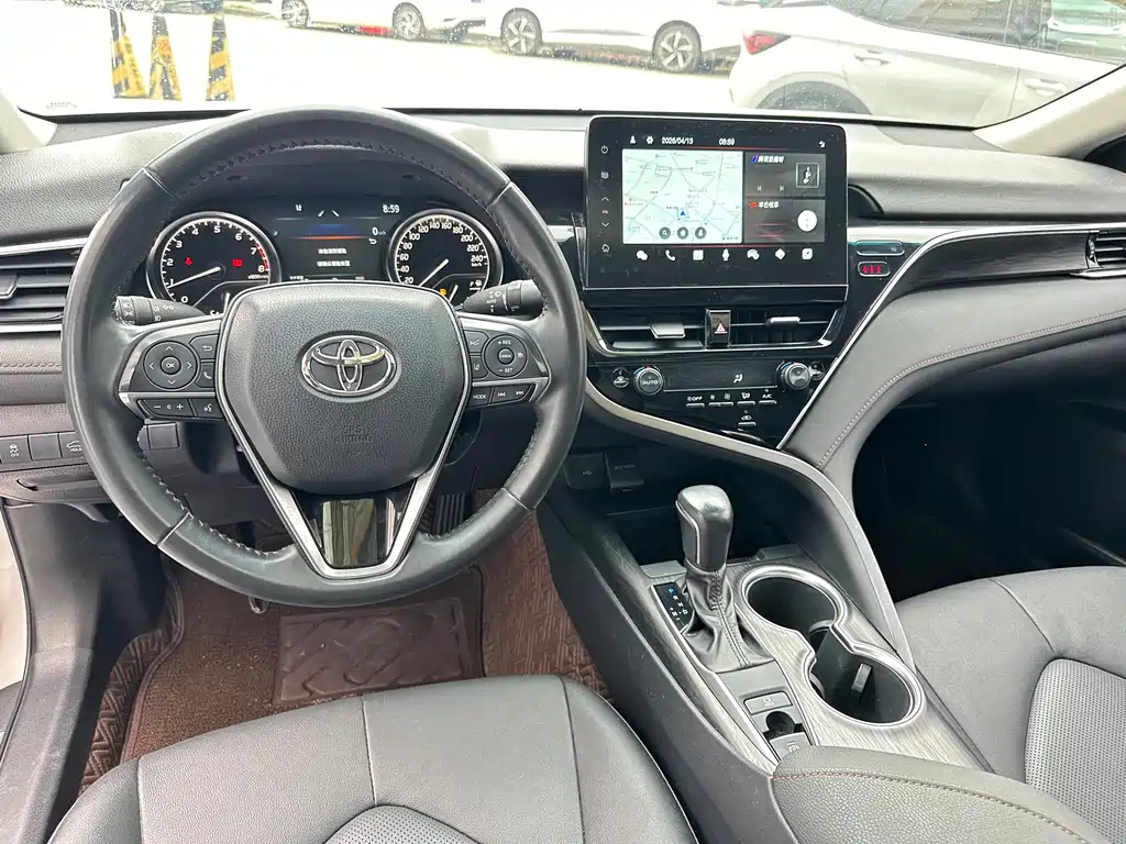 Toyota Camry 2021 2.0G Luxury